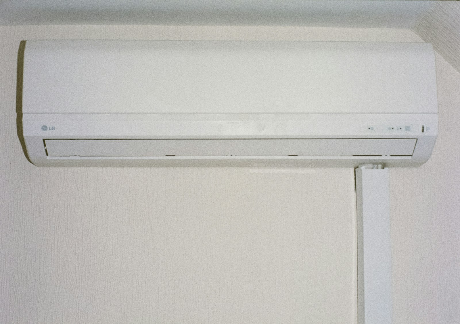 Fali beltéri split klíma egység